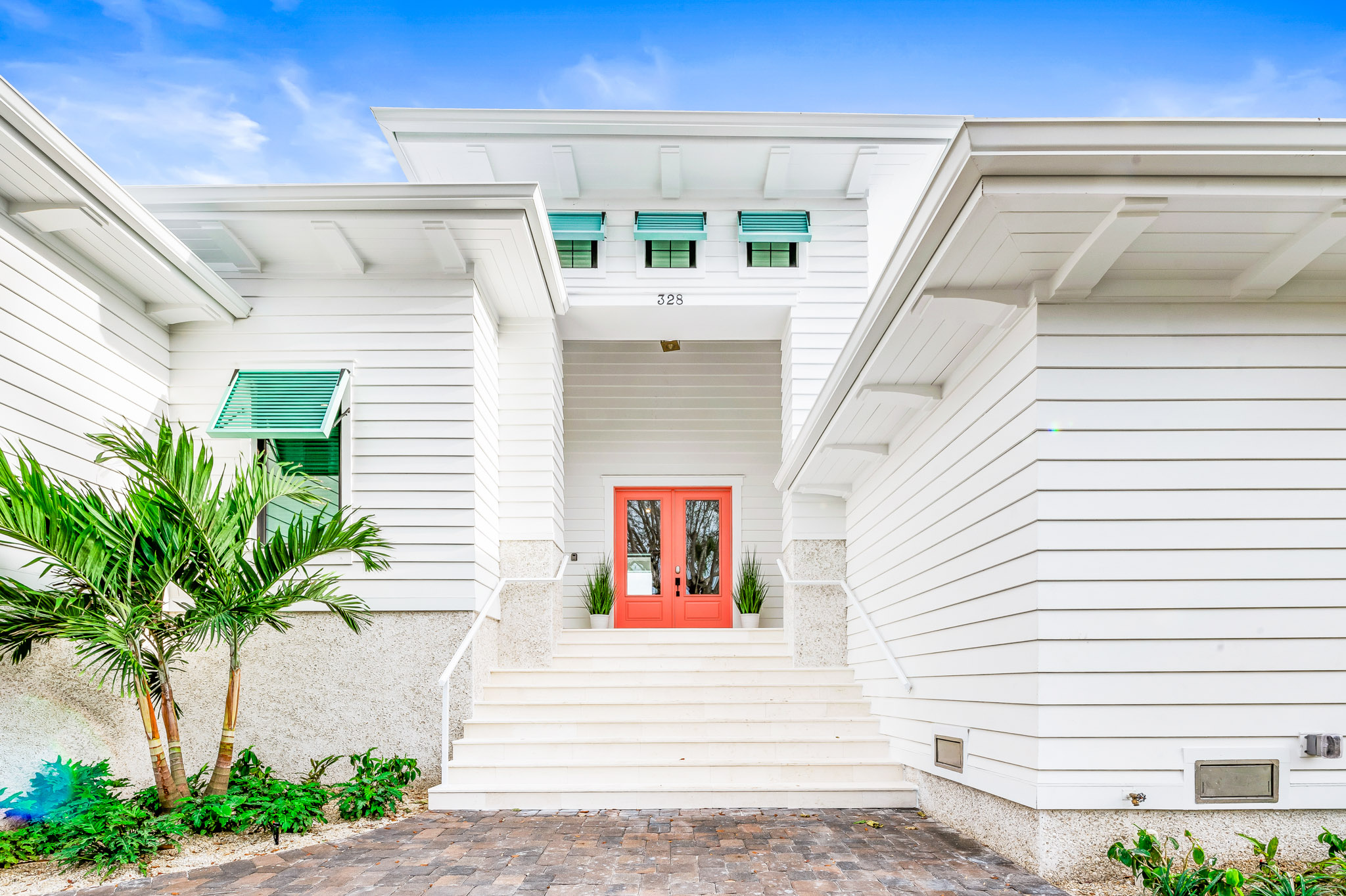 328 Monroe