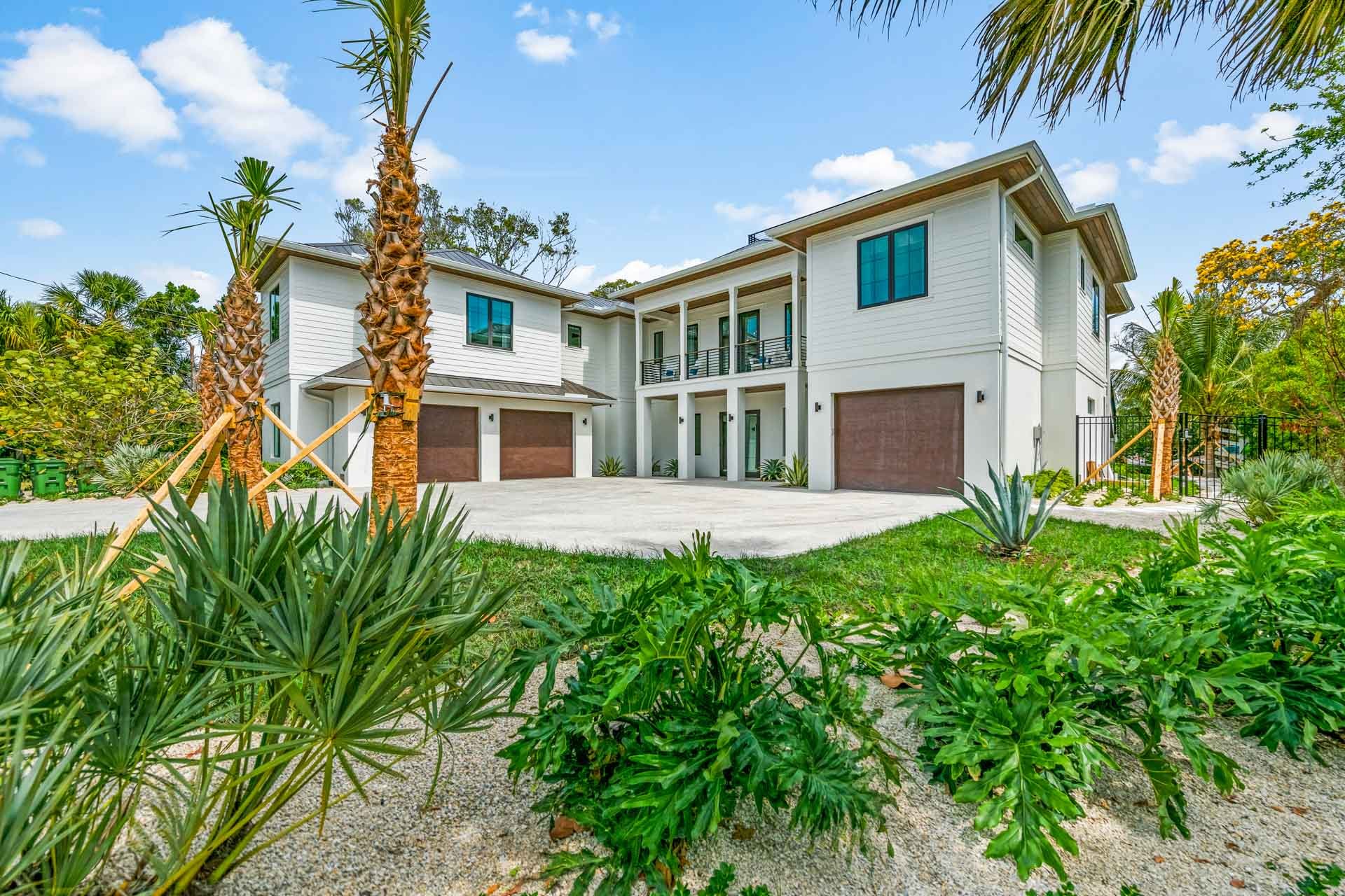225 Ringling