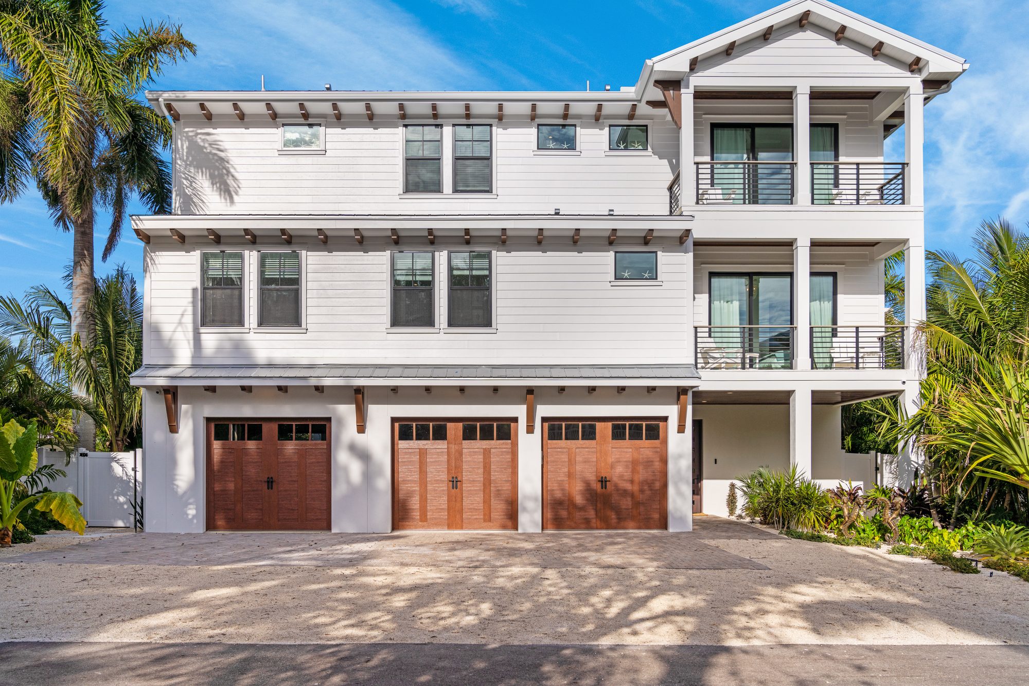 705 Gladiolus St