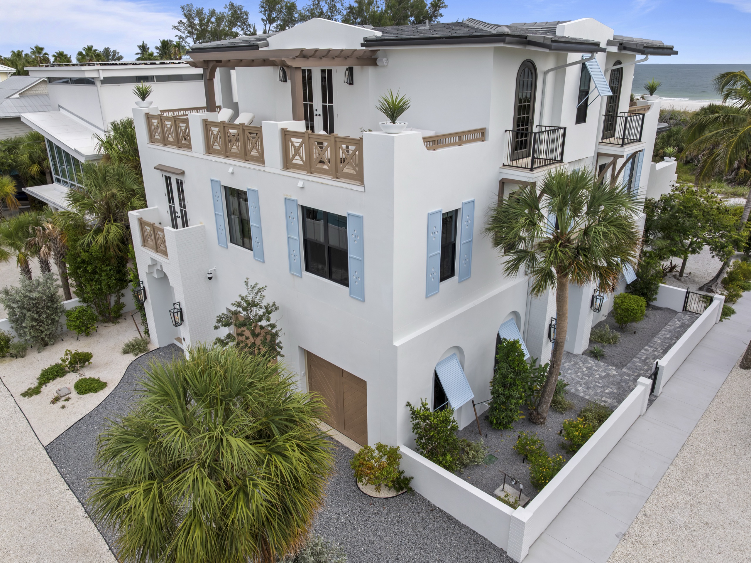 Mangrove Ave